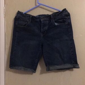 Knee high jean shorts